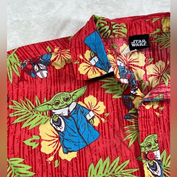 Official Star Wars Size Small Hawaii Tiki Shirt Grogu Baby Yoda All Over Print - Picture 3 of 12